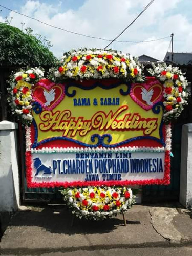 Karangan Bunga Pernikahan  di Pematangsiantar
